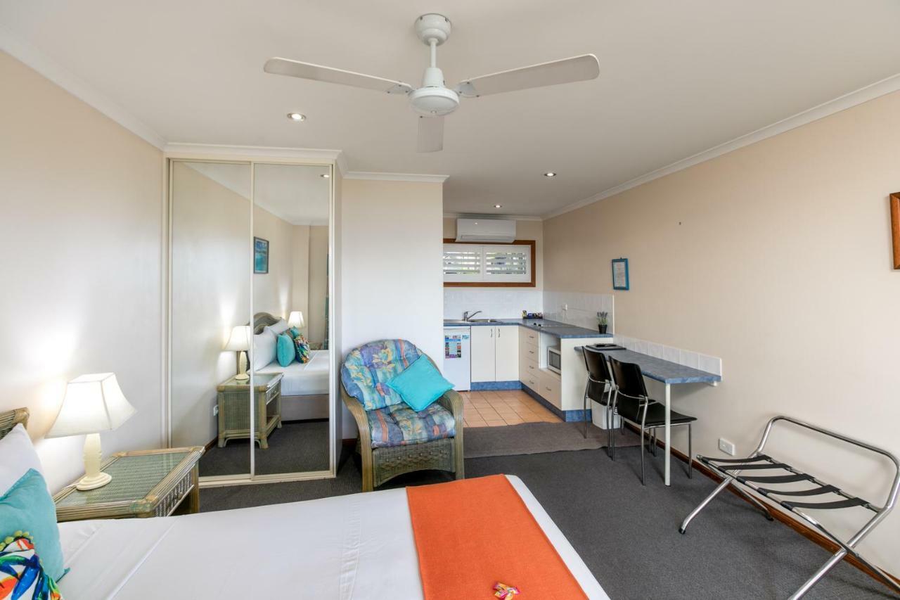 Sunlit Waters Studio Apartments Airlie Beach Luaran gambar
